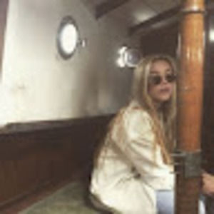 Meet your Posher, Veronica